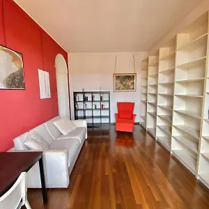 Grazioso Nel Cuore Del Tran Tran Di Milano, Perfetto Per Amici E Famiglie, Vicino A Metropolitana Milano